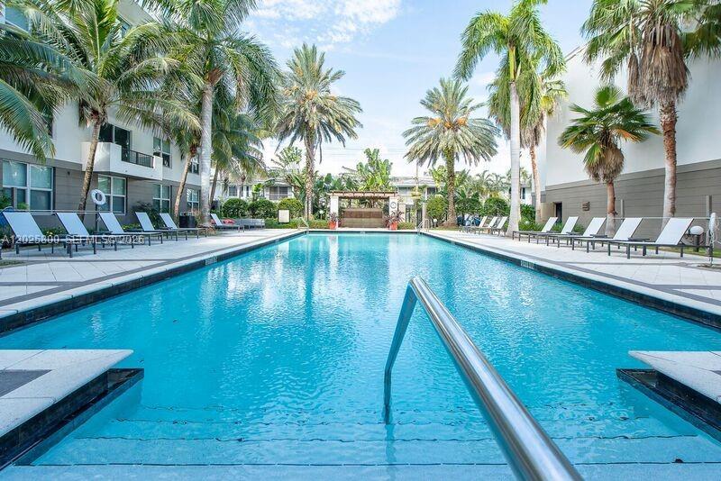 2421 NE 65th St # 408, Fort Lauderdale FL 33308 photo 2