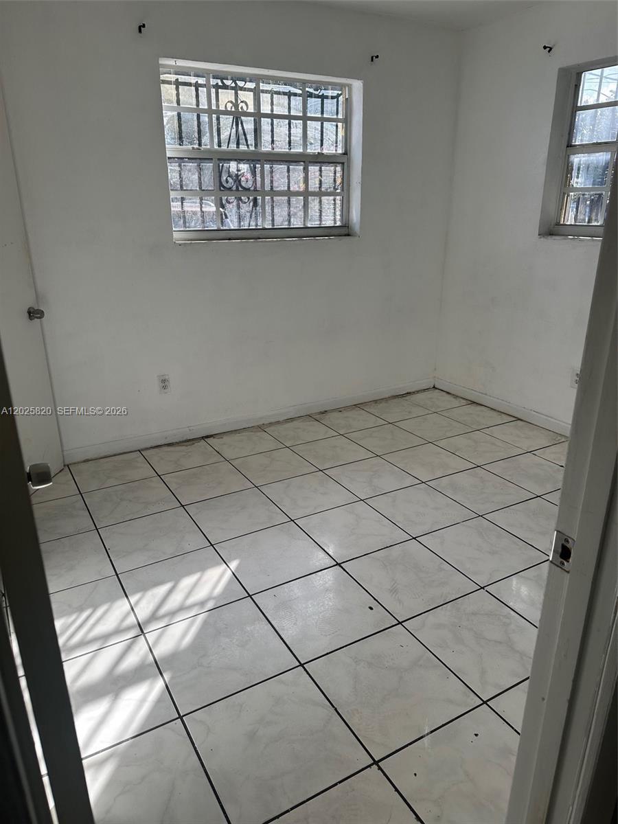 7024 NW 6th Ave # 1, Miami FL 33150 photo 2