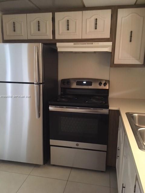 9351 FONTAINEBLEAU BL # B214, Miami FL 33172 photo 2