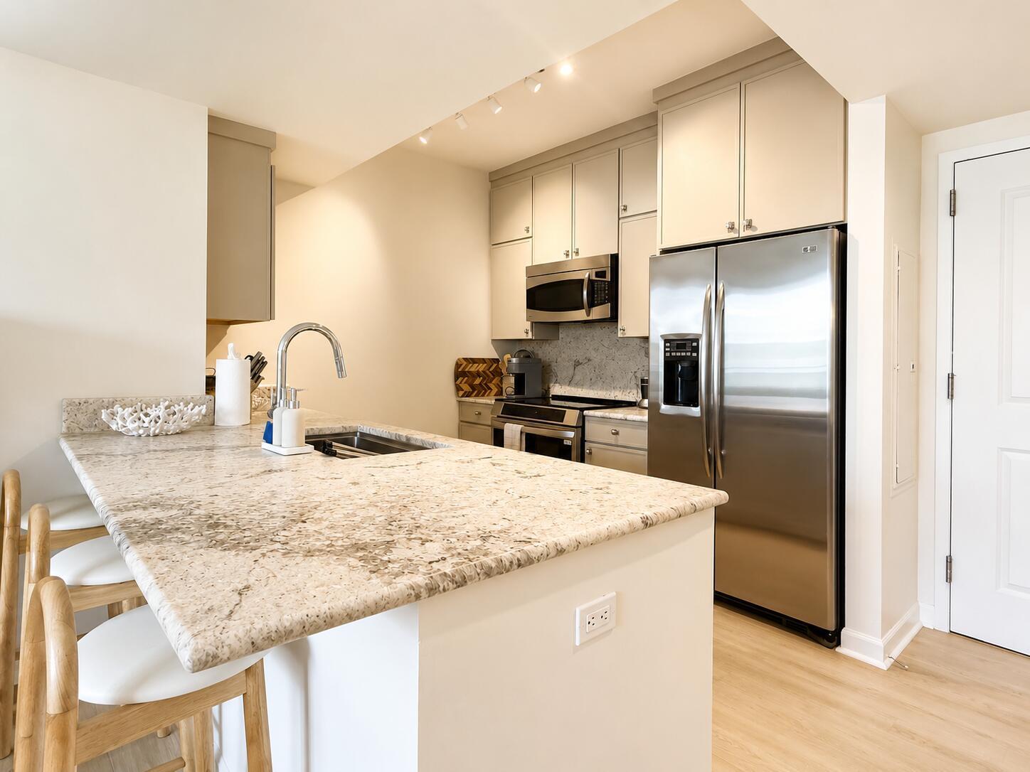 480 Hibiscus Street # 828, West Palm Beach FL 33401 photo 2