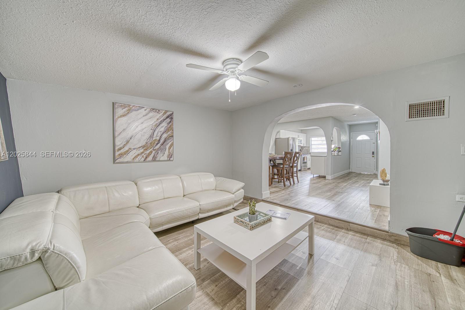 7620 SW 21st St # 7620, Miami FL 33155