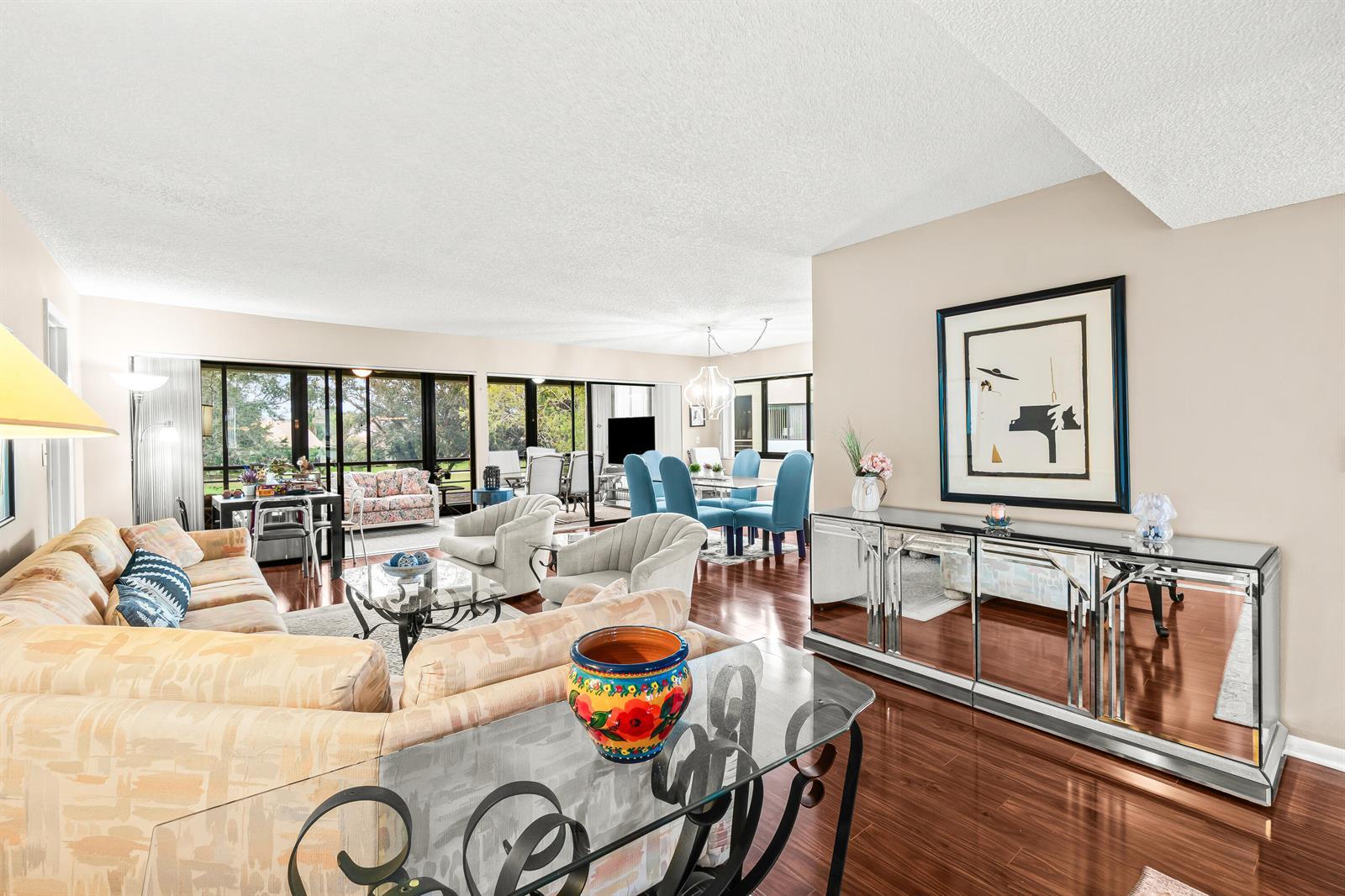 5687 Fairway Park Drive, Boynton Beach FL 33437 photo 4