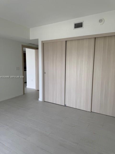 1000 Brickell Plz # 2104, Miami FL 33131 photo 5