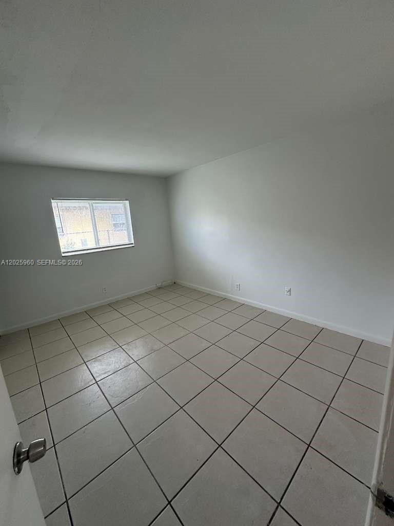 3961 NW 30th Ter # 1, Lauderdale Lakes FL 33309 photo 2