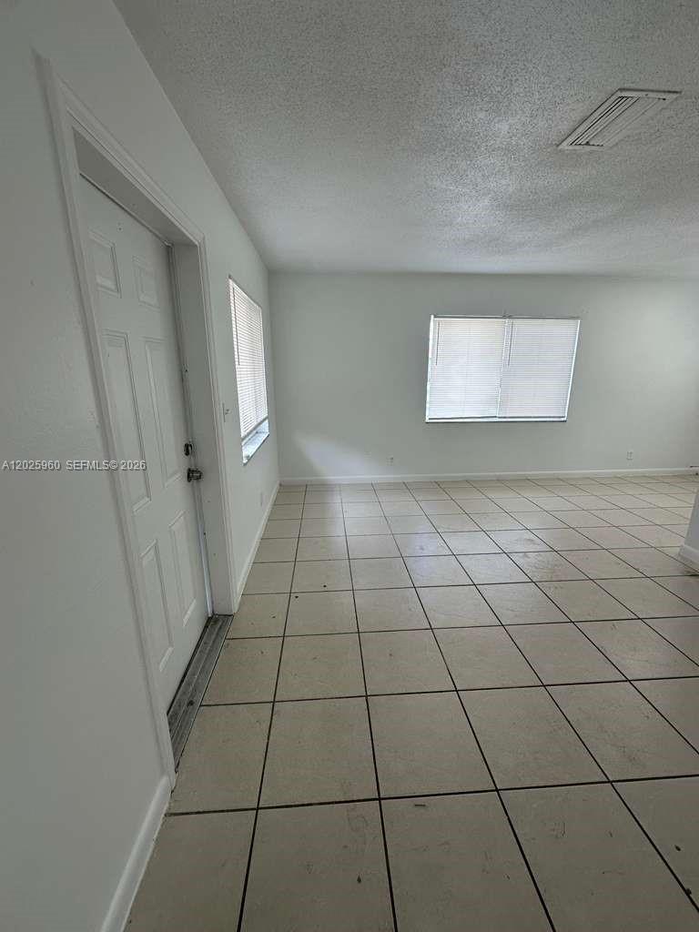 3961 NW 30th Ter # 1, Lauderdale Lakes FL 33309 photo 3