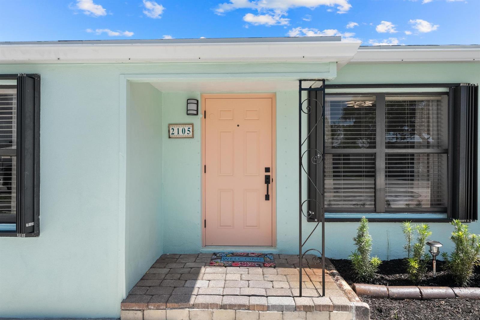 2105 Wellington Road, West Palm Beach FL 33409 photo 4