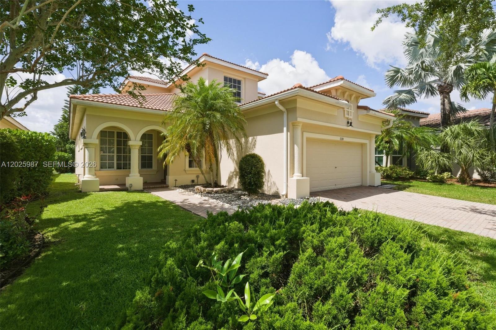 12210 NW 77th Mnr, Parkland FL 33076 photo 2