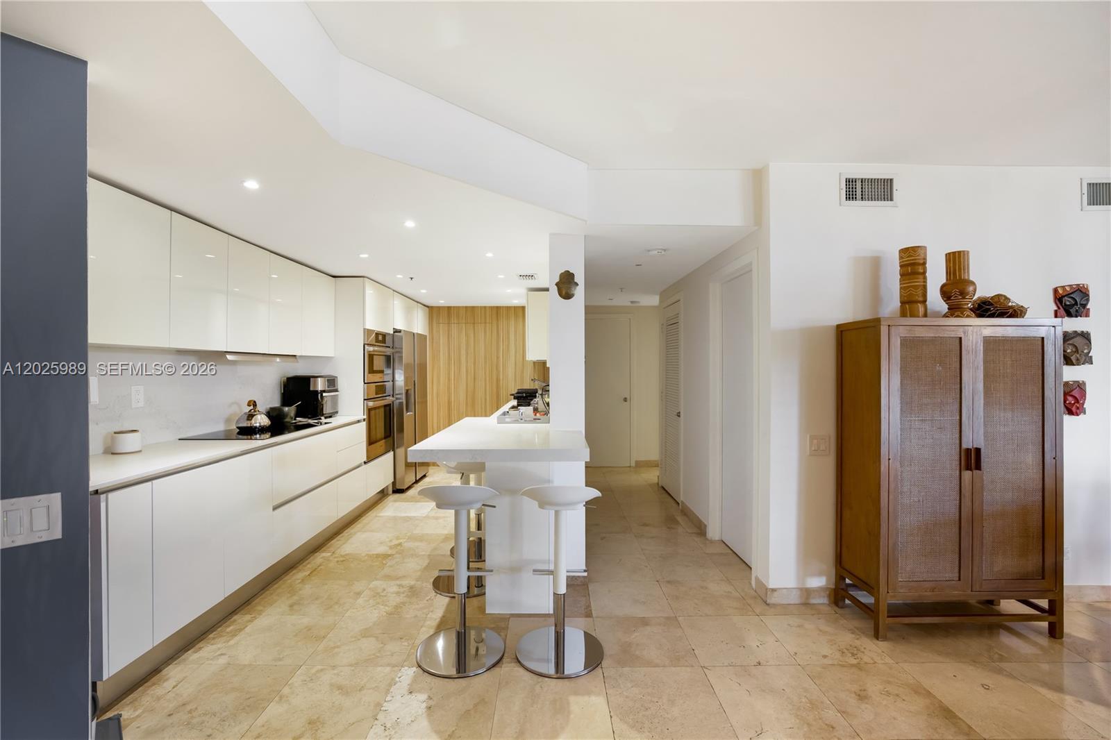 701 Brickell Key Blvd # 512, Miami FL 33131 photo 3