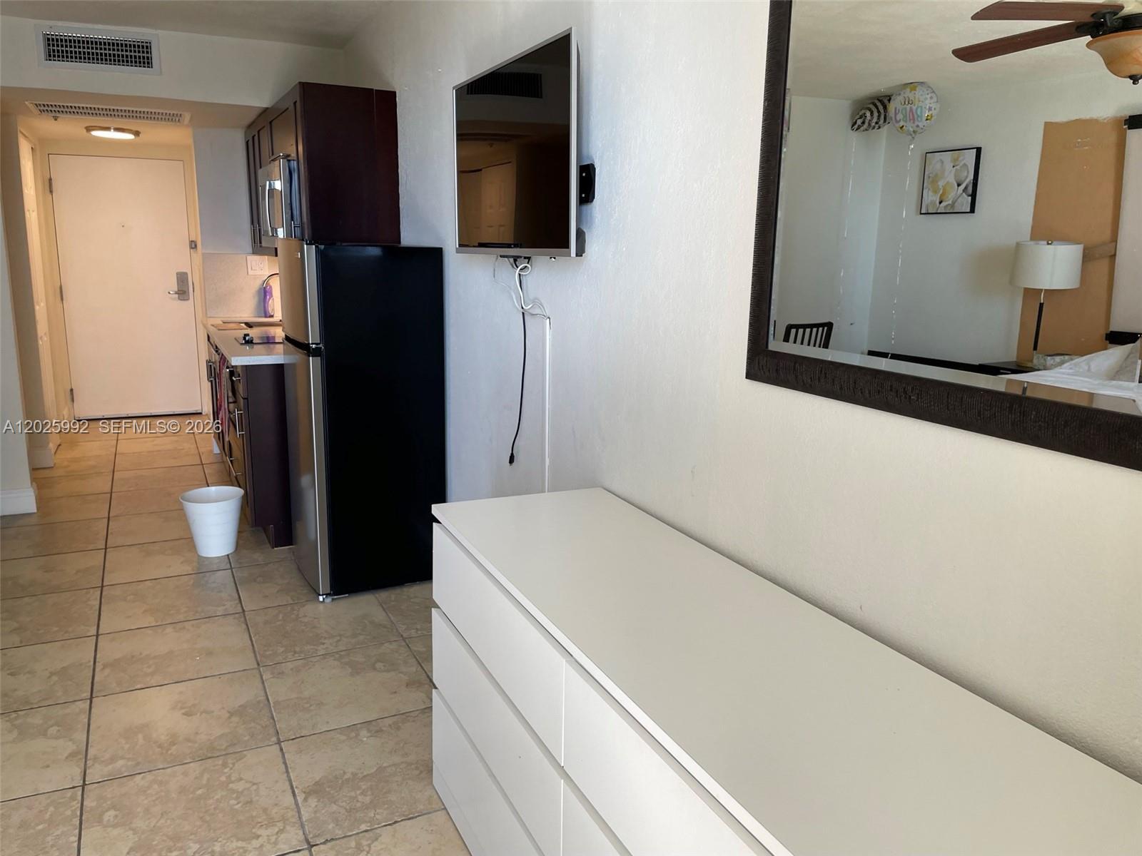 Sunny Isles Beach, FL 33160 photo 3