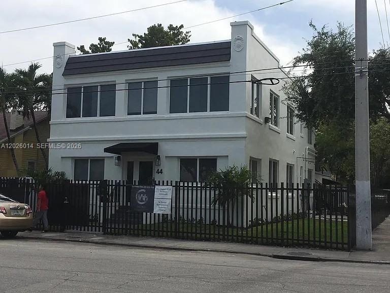 44 NW 10th Ave # 3, Miami FL 33128 photo 2