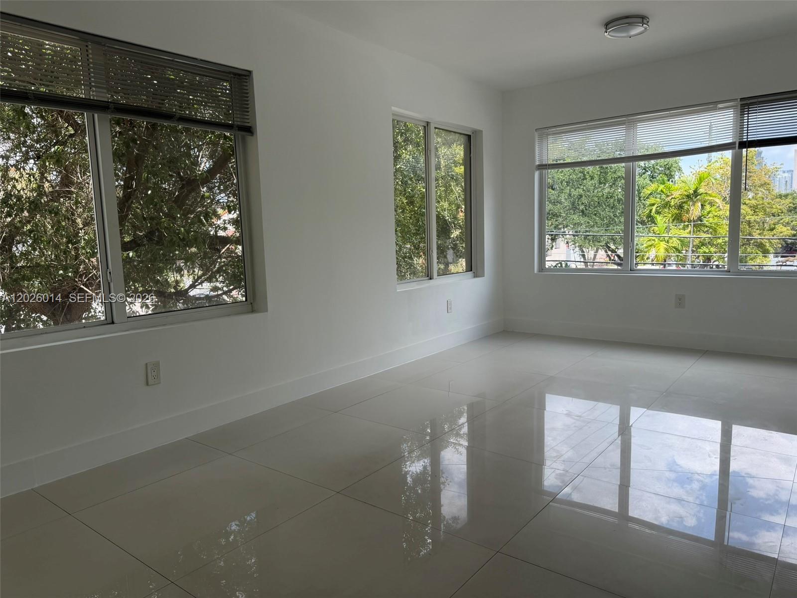 44 NW 10th Ave # 3, Miami FL 33128 photo 4