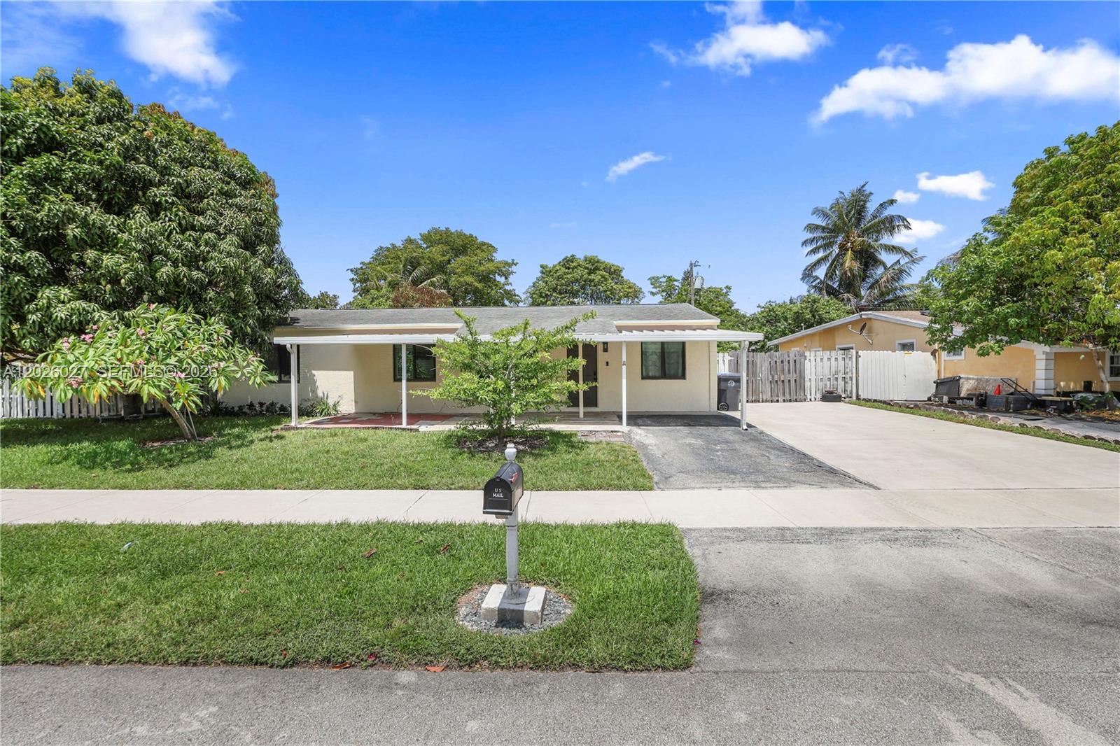 1611 SW 67th Ave, North Lauderdale FL 33068 photo 2