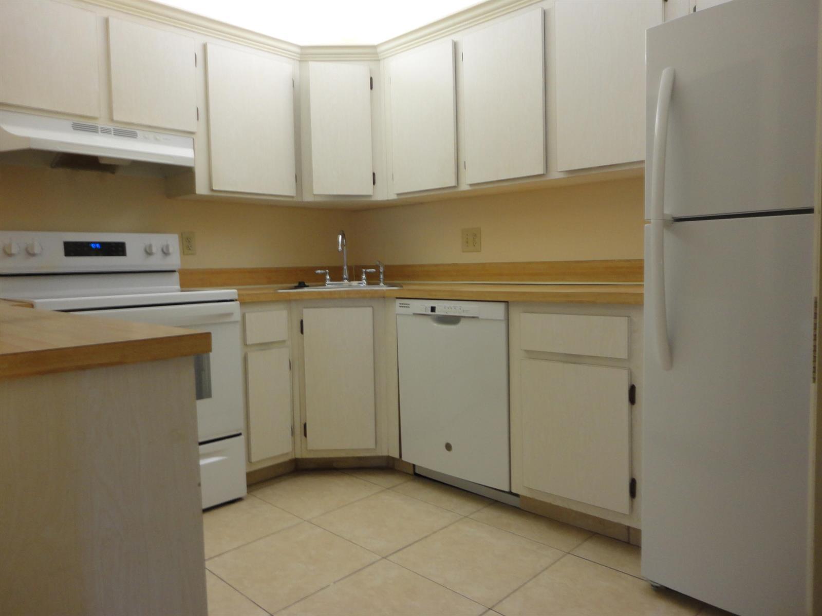 508 Shady Pine Way # D1, FL 33415 photo 3