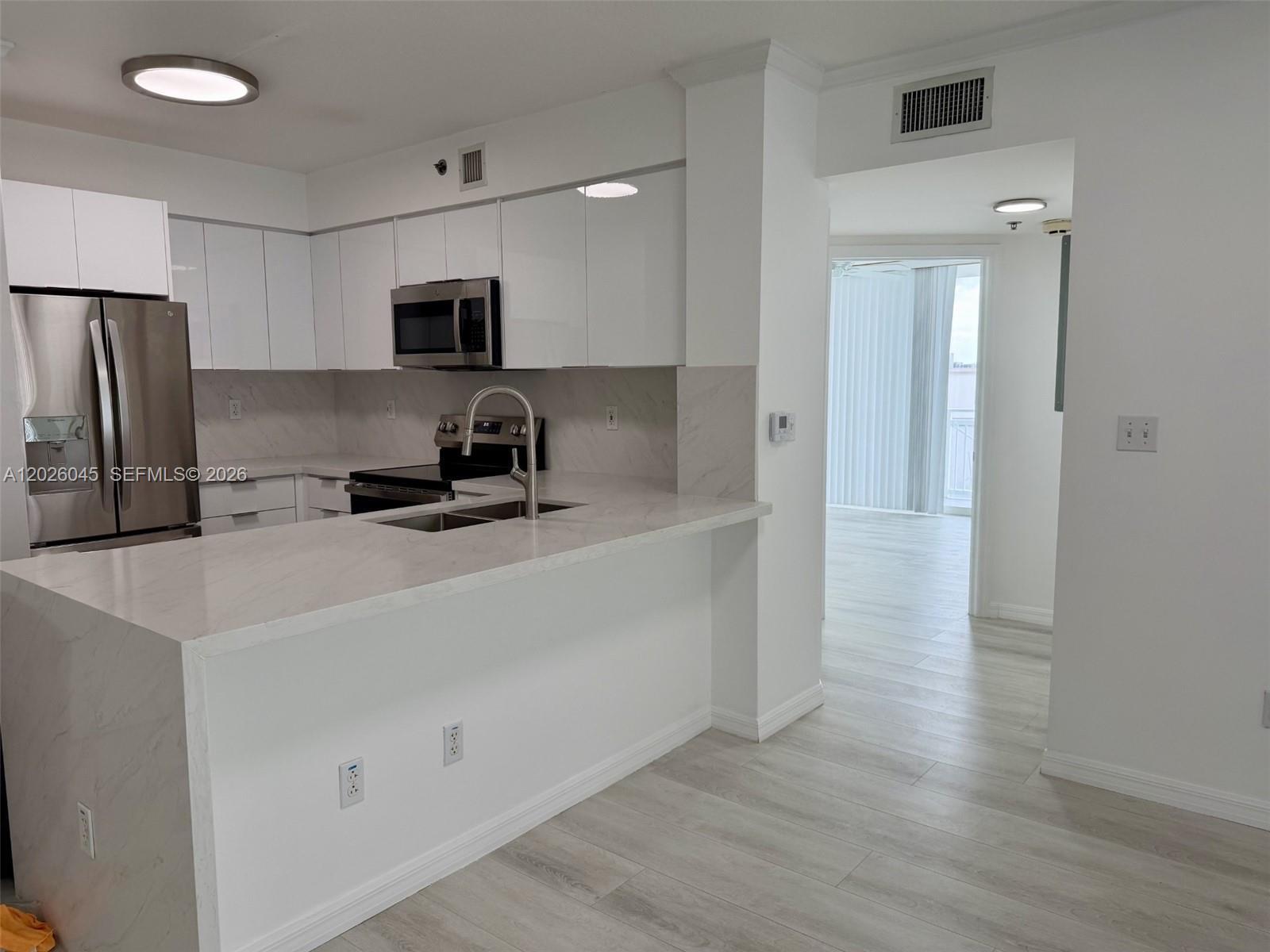 2665 SW 37th Ave # 814, Miami FL 33133 photo 4