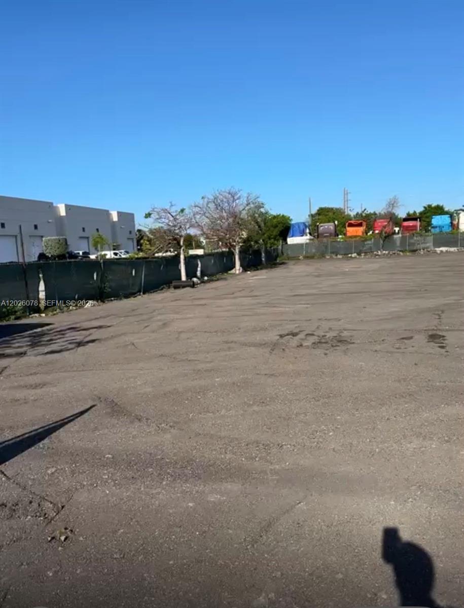 10895 NW 23rd, Sweetwater FL 33172 photo 3