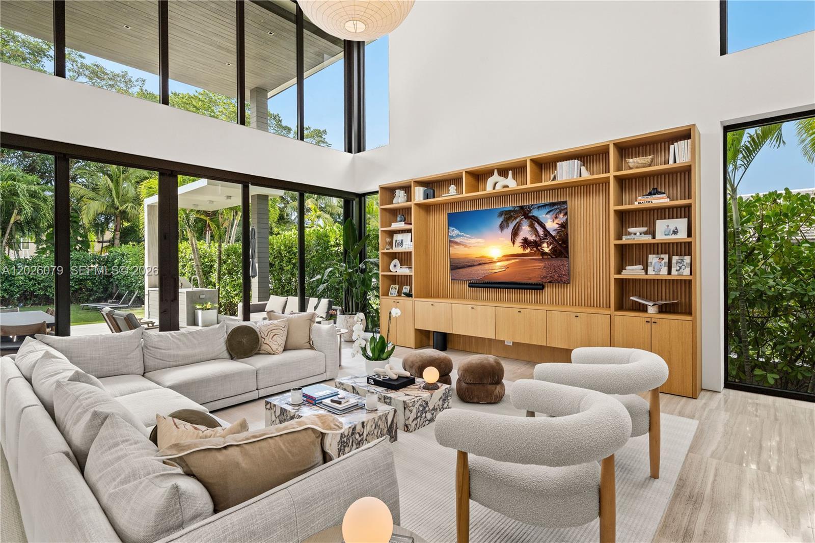 5061 N Bay Rd, Miami Beach FL 33140 photo 3