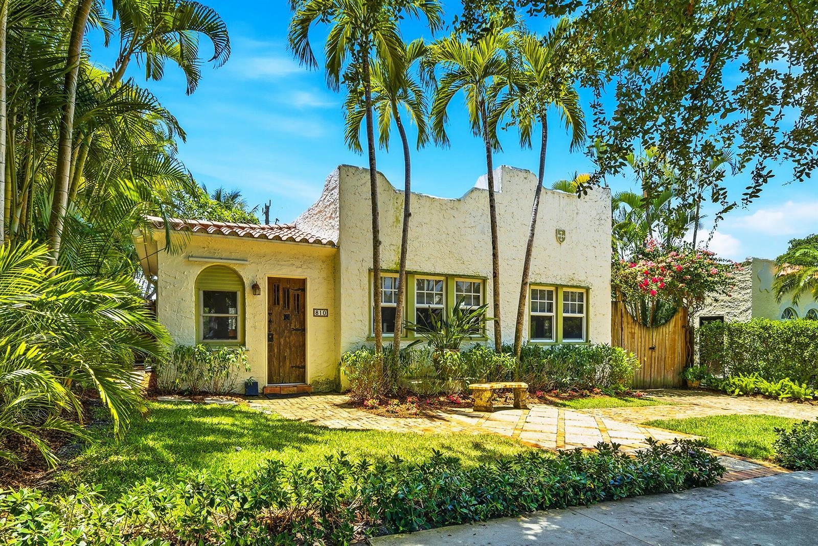 810 Avon Road, West Palm Beach FL 33401