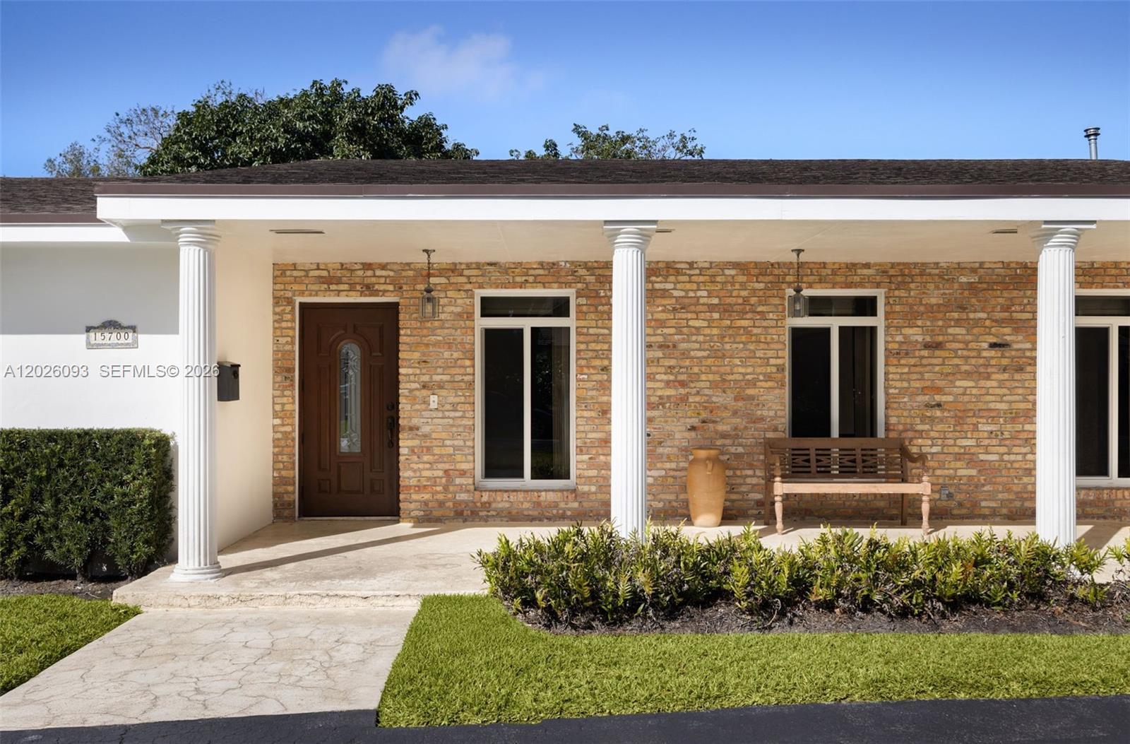15700 SW 77th Ct, Palmetto Bay FL 33157 photo 3
