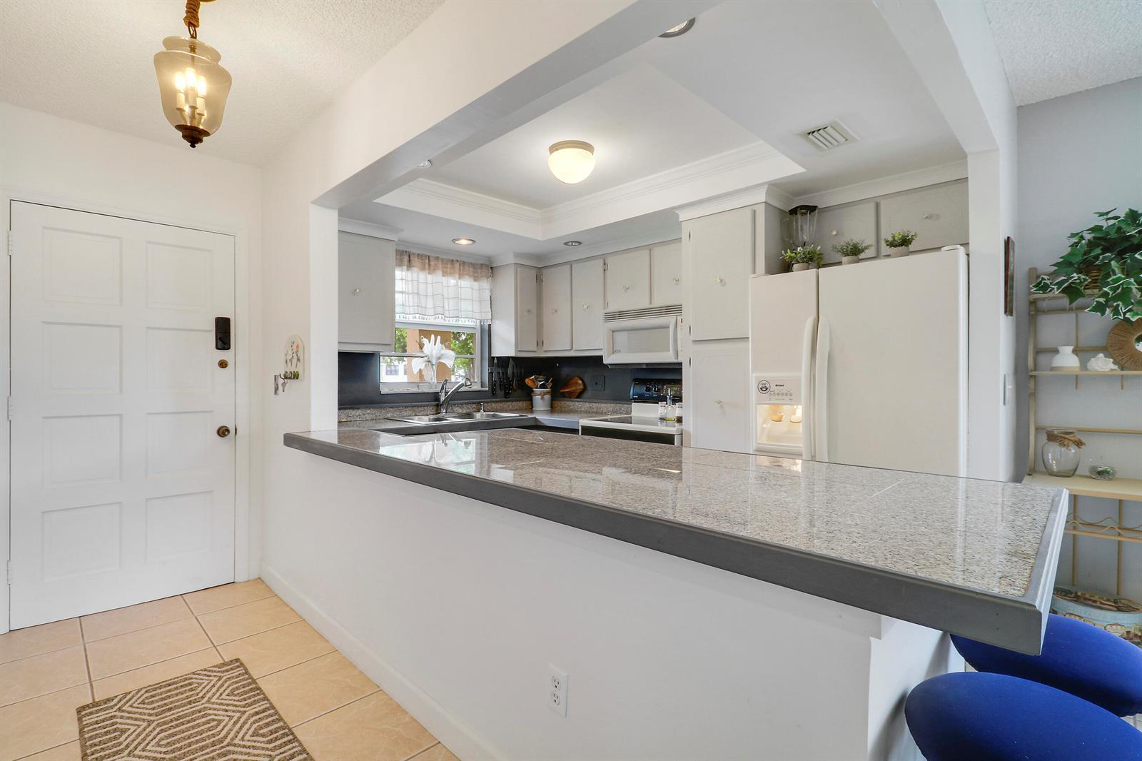 308 Golfview Road # 201, North Palm Beach FL 33408 photo 4