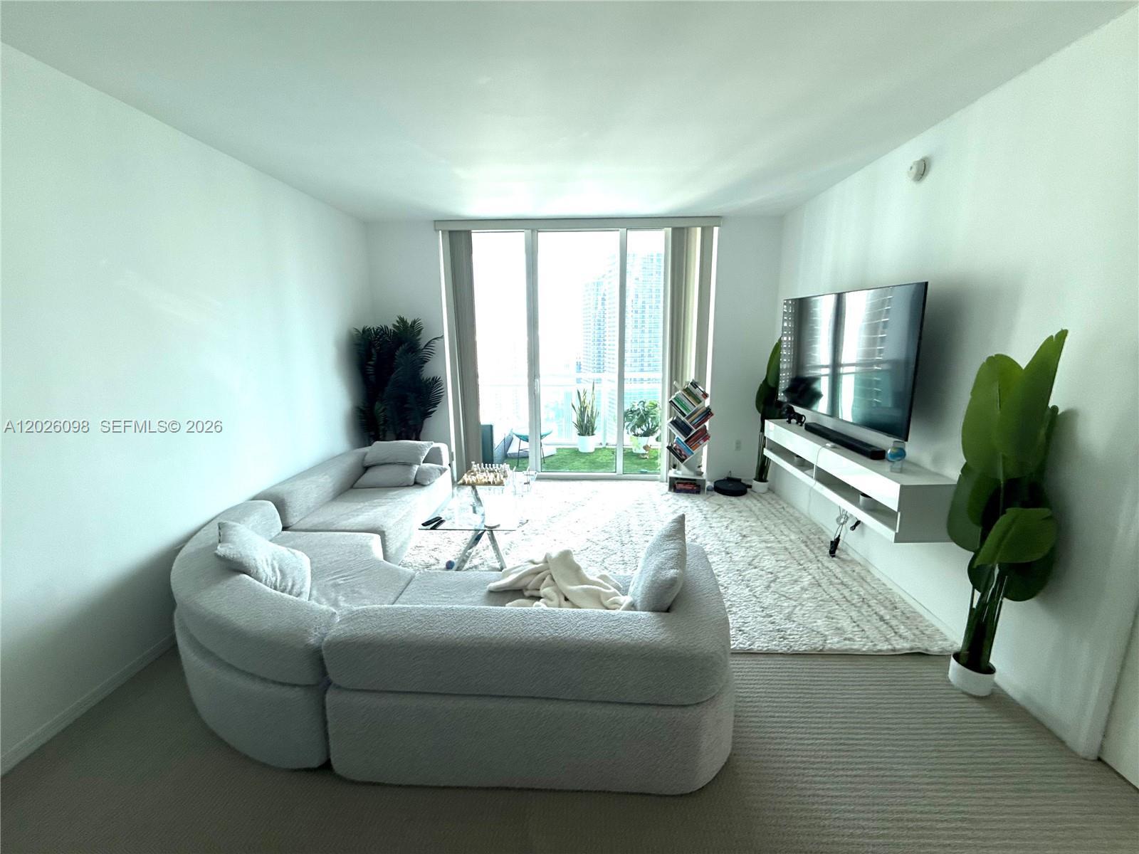 951 Brickell Ave # 3703, Miami FL 33131