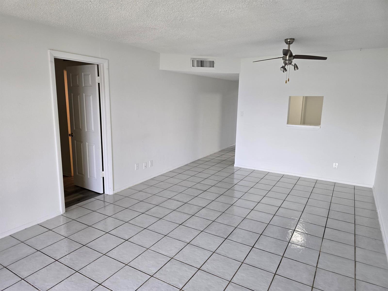 8060 N Colony Cir Circle # 203, Tamarac FL 33321 photo 4