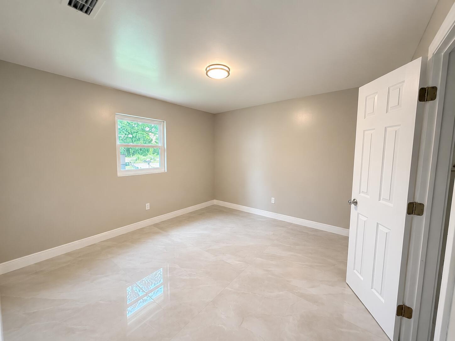 1127 Avenue E Unit A, Fort Pierce FL 34950 photo 5