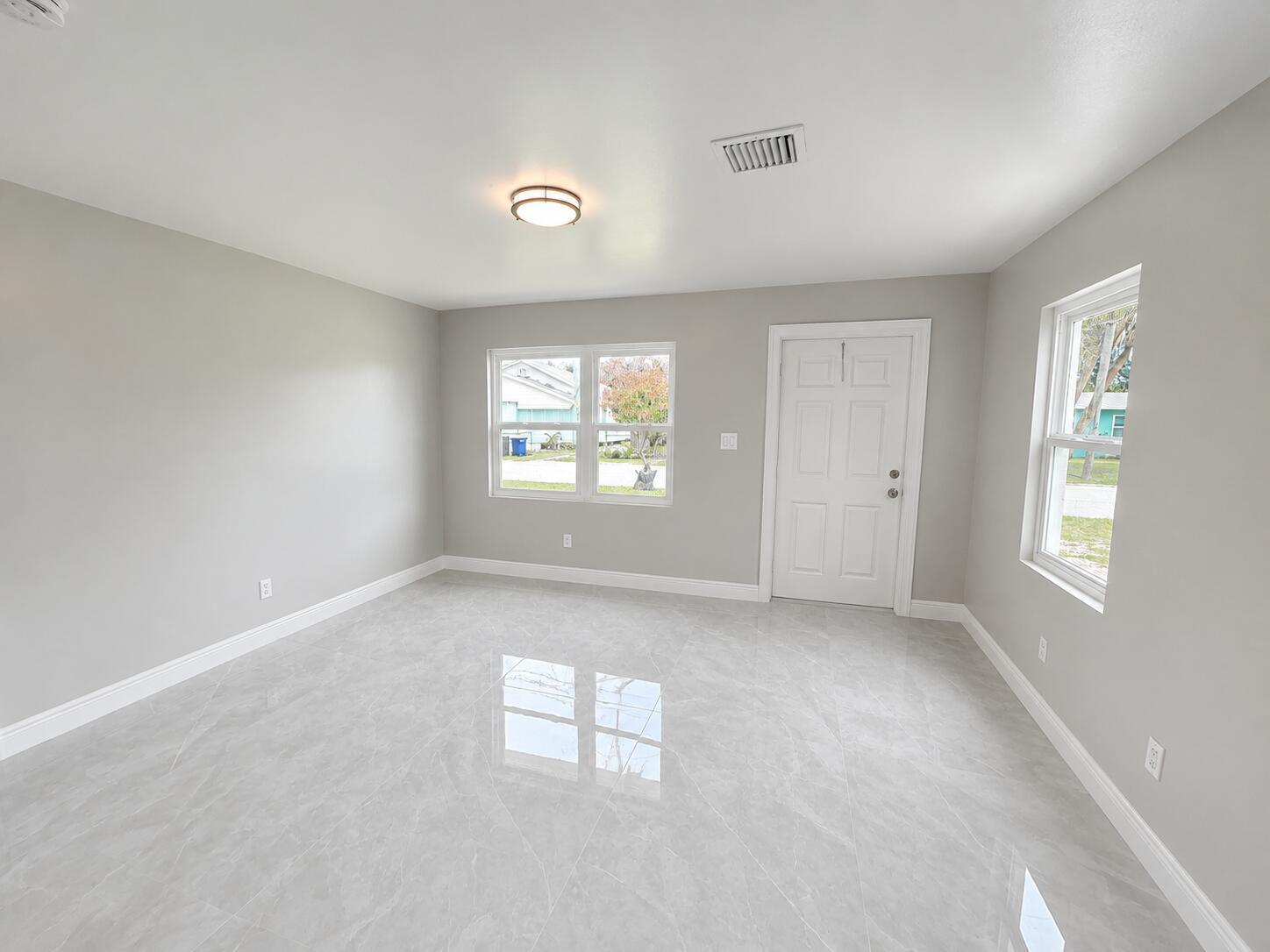 1127 Avenue E Unit A, Fort Pierce FL 34950 photo 4