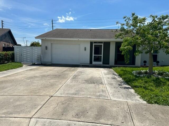 1077 Fernlea Drive # B, West Palm Beach FL 33417
