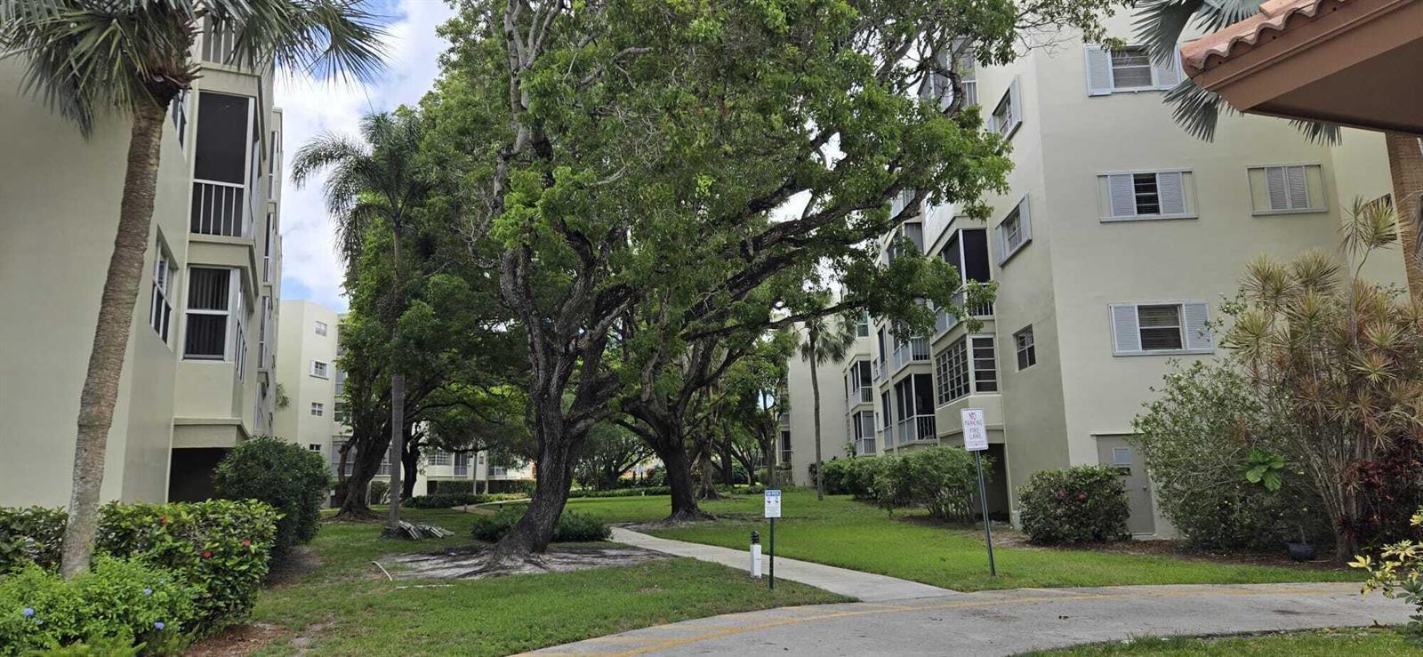 6731 Cypress Road # 308, Plantation FL 33317 photo 2