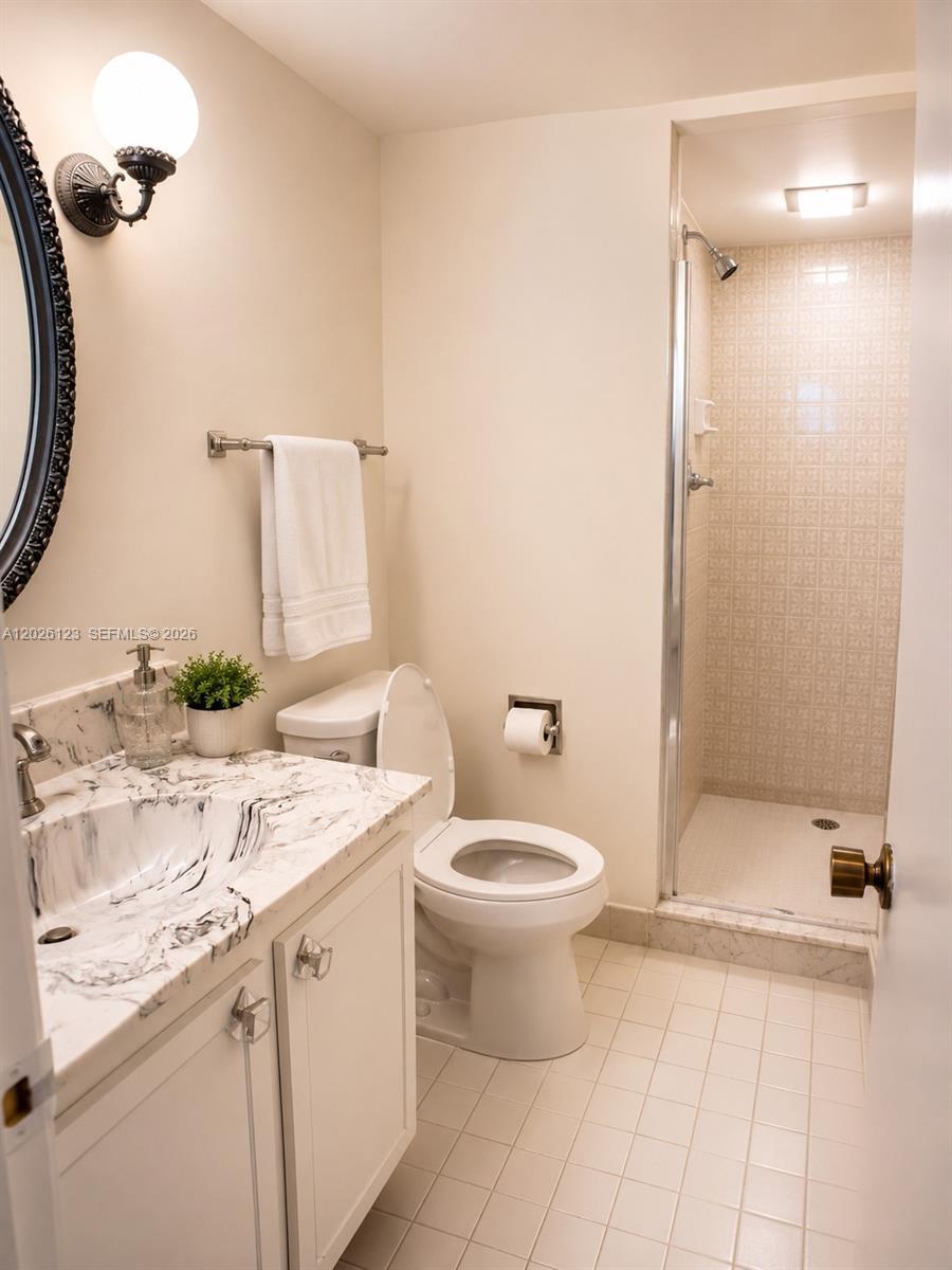 1865 S Ocean Dr # 2G, Hallandale Beach FL 33009 photo 4