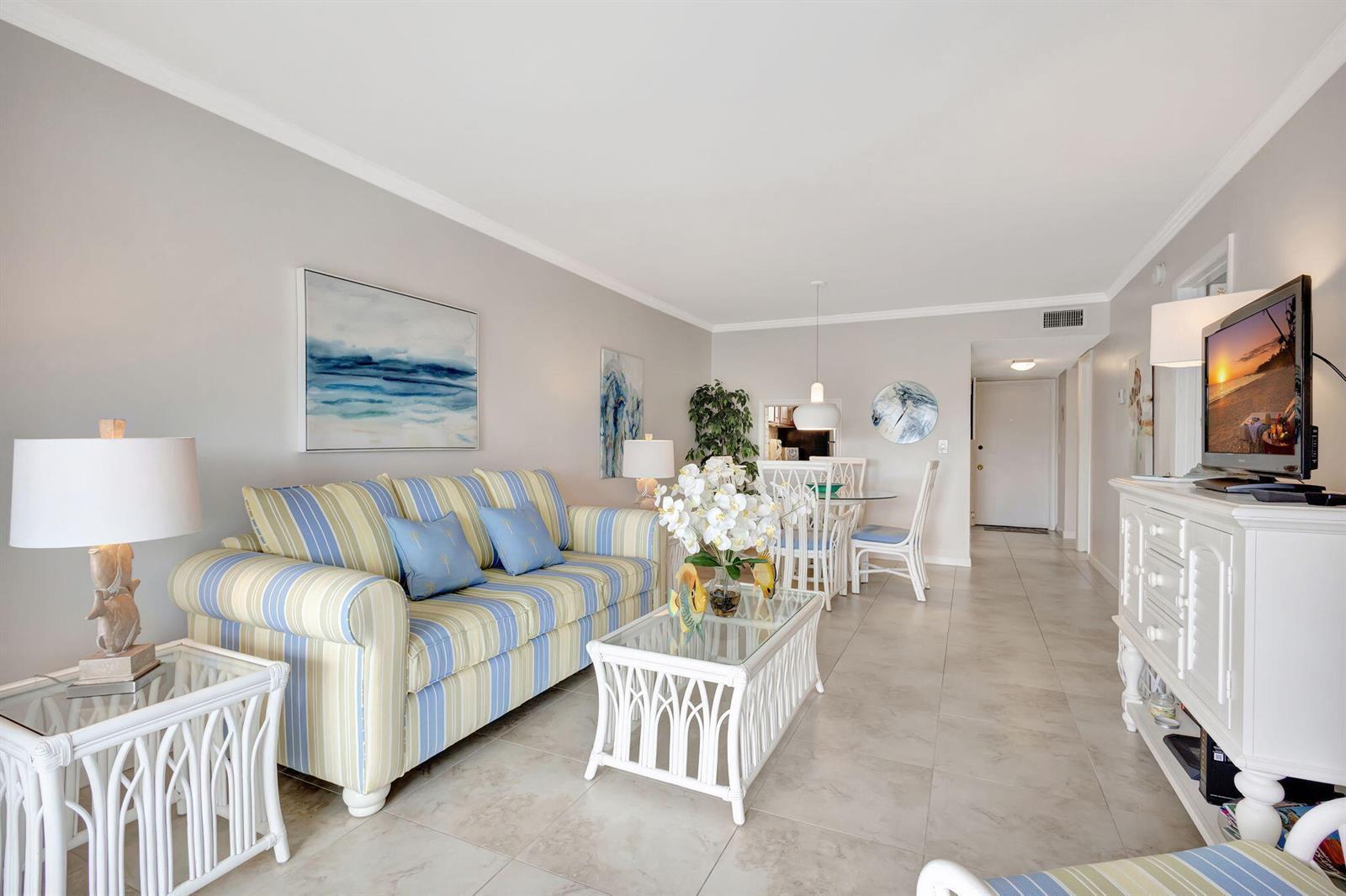 154 Lake Meryl Drive Unit 255, West Palm Beach FL 33411 photo 5