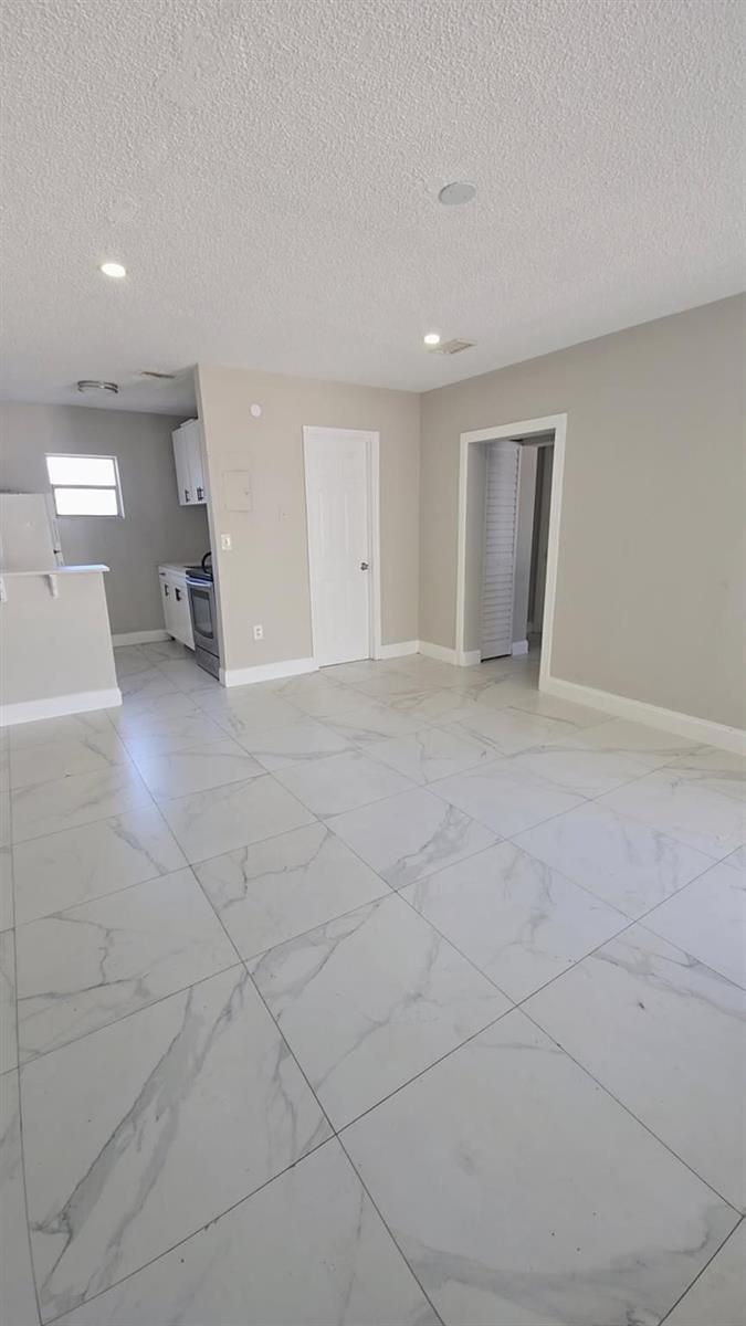 616 NW 5th Avenue # 2, Pompano Beach FL 33060 photo 2