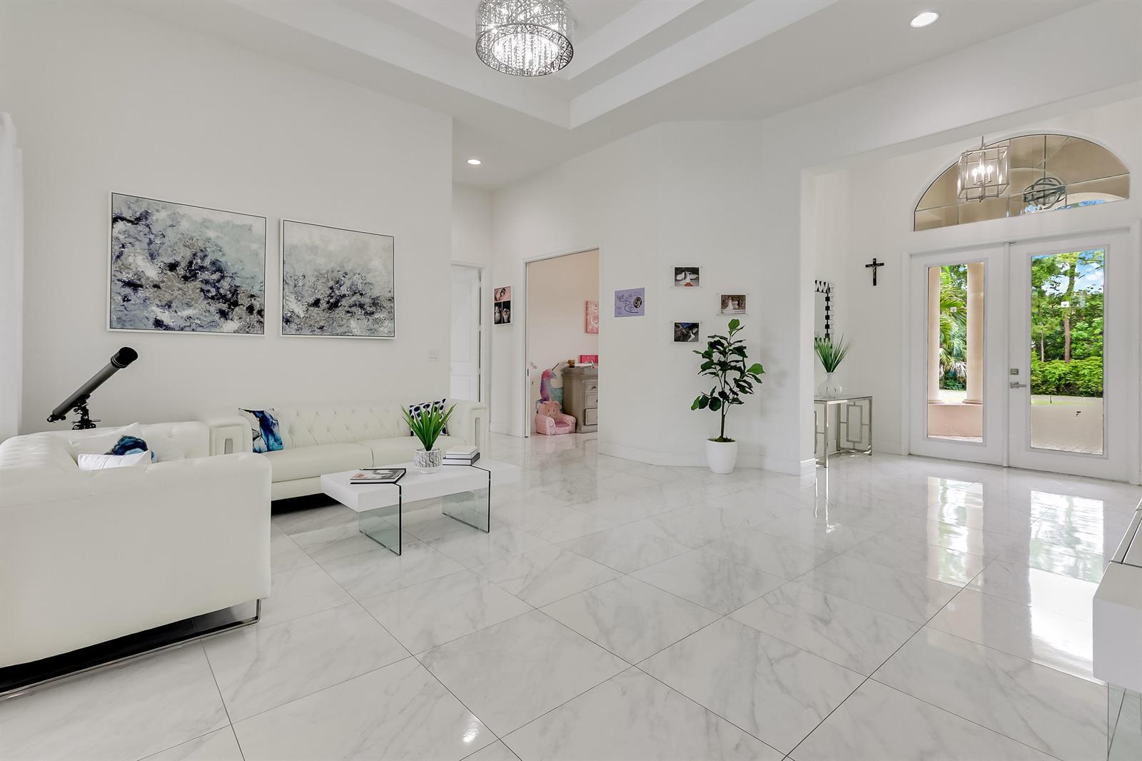 142 Brynhurst Court, West Palm Beach FL 33413 photo 5