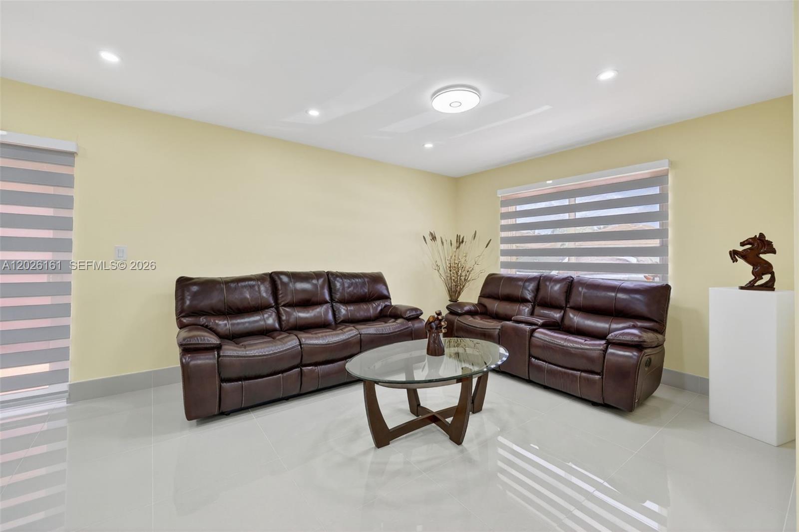 12718 NW 6th Ln, Miami FL 33182 photo 2