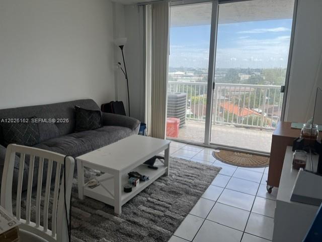 1800 NW 24th Ave # 705, Miami FL 33125 photo 2