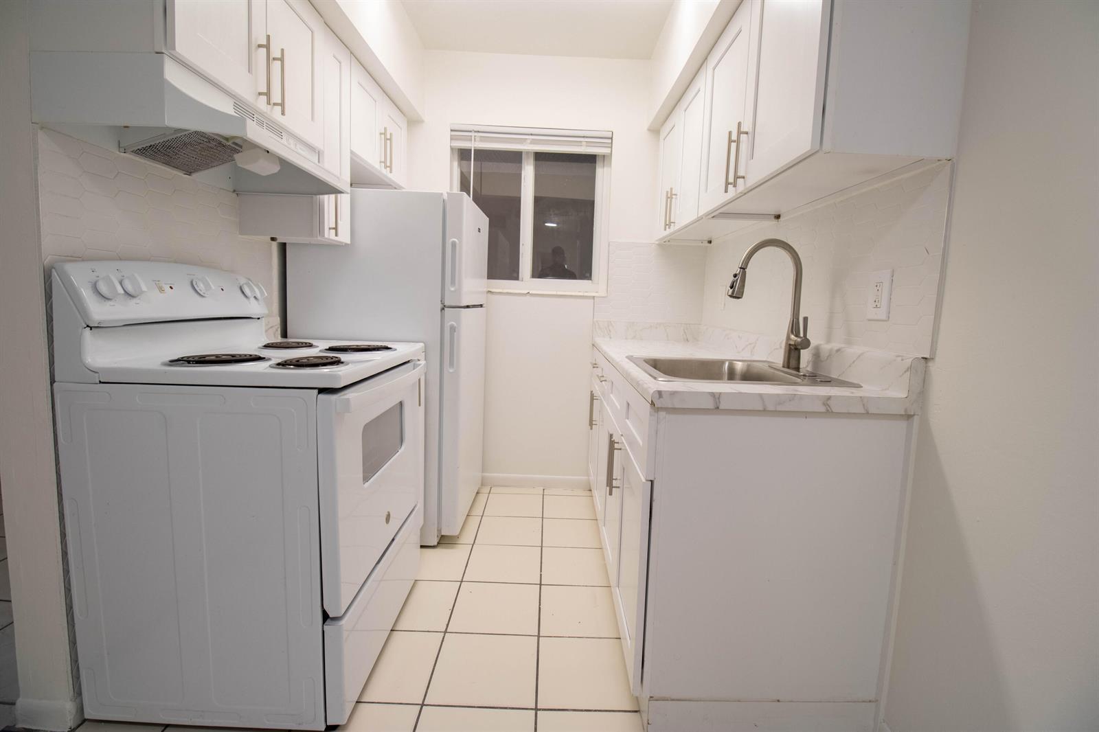 1727 Liberty Street # 5, Hollywood FL 33020 photo 3