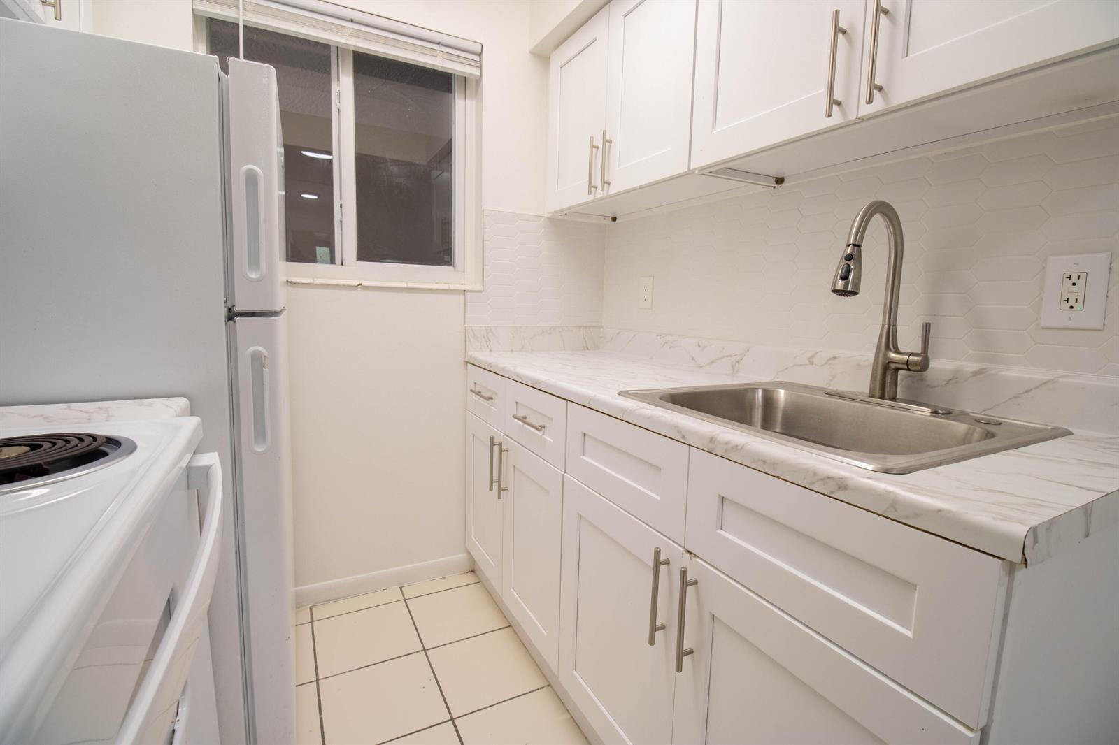 1727 Liberty Street # 5, Hollywood FL 33020 photo 4