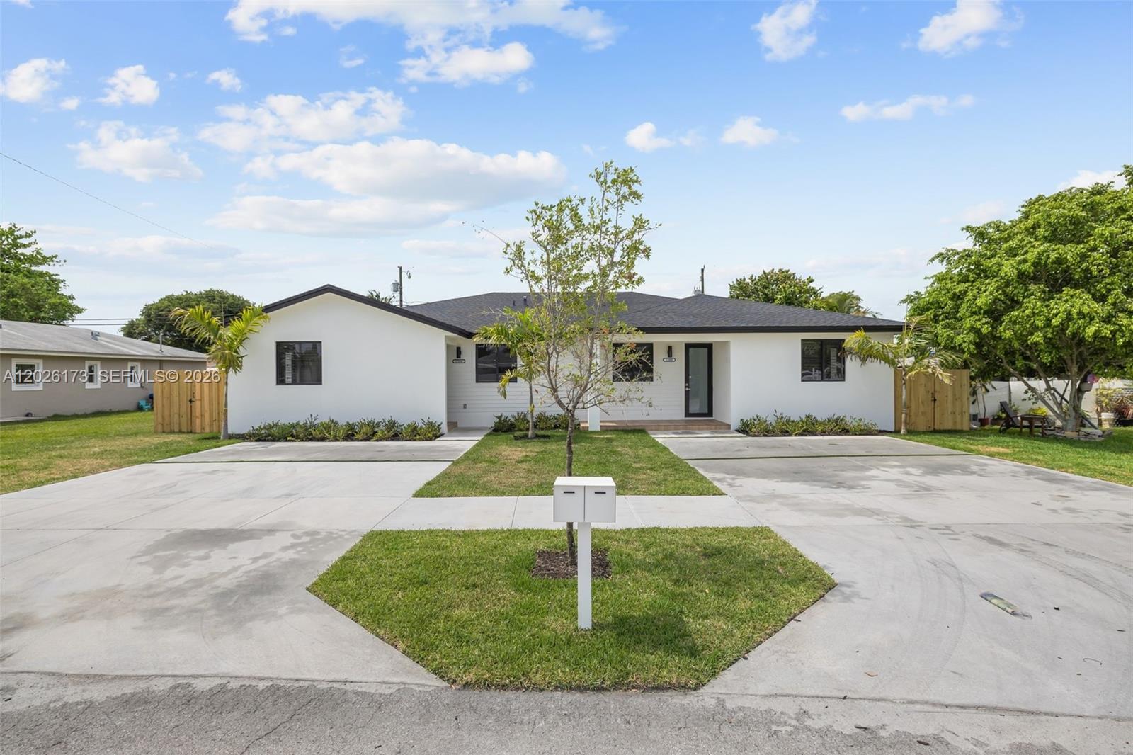 11086 SW 219 ST, Goulds FL 33170 photo 2