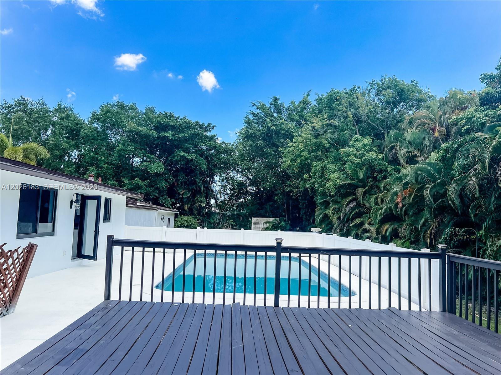 12200 NW 20th Ct, Plantation FL 33323 photo 2