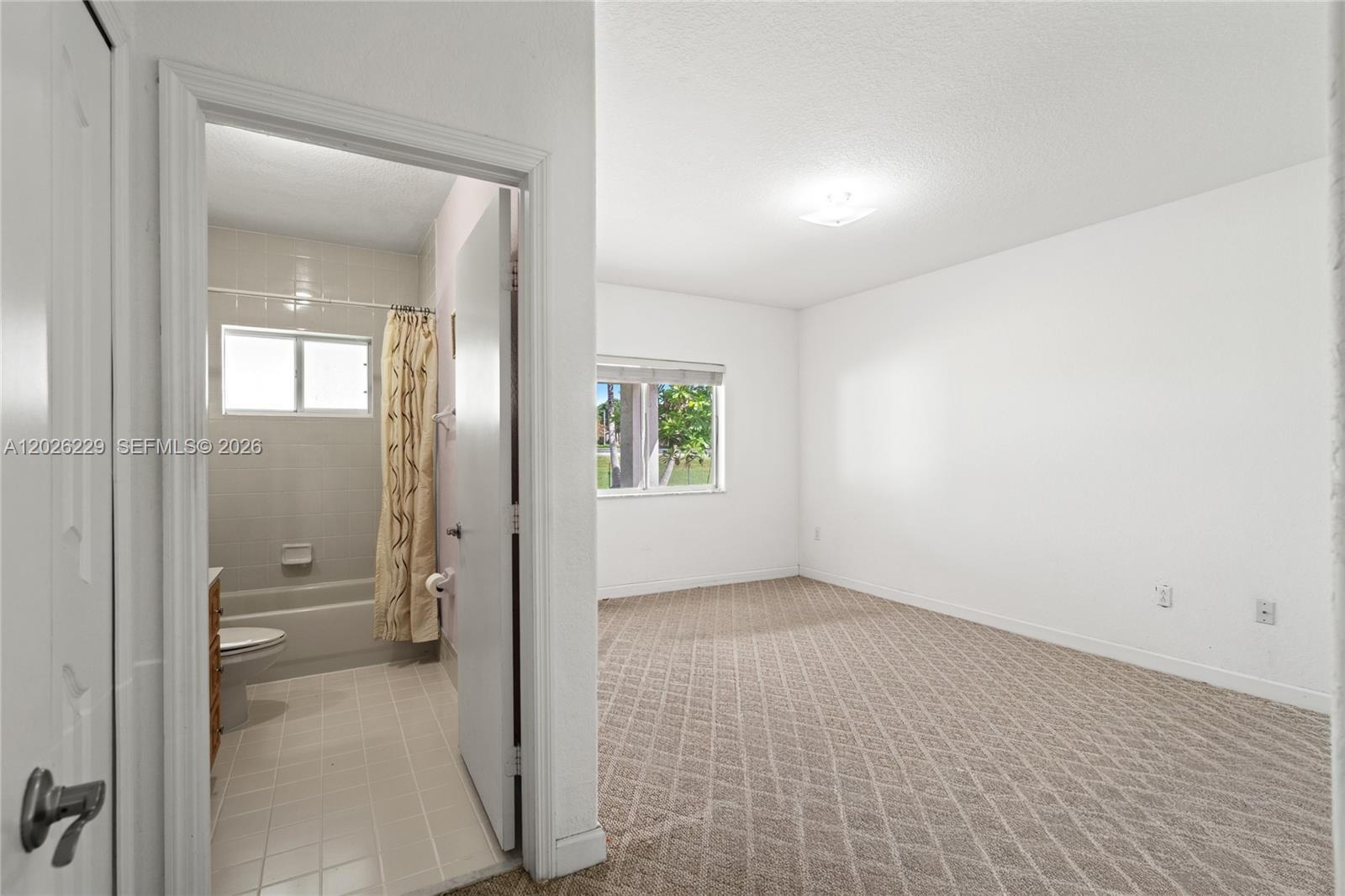 716 SE 12th Ter, Homestead FL 33033 photo 5