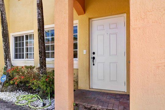 330 SW 2nd Avenue # 14, Hallandale Beach FL 33009 photo 5