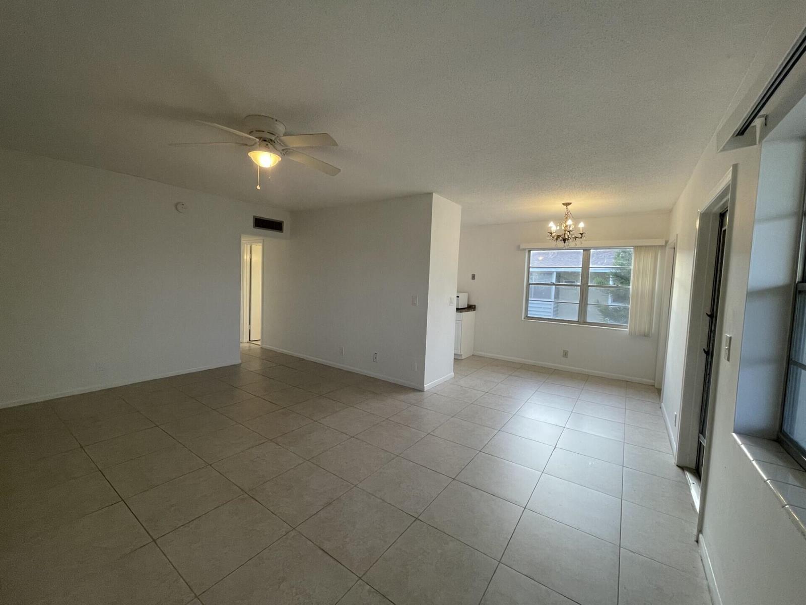 109 Salisbury E # 109, West Palm Beach FL 33417 photo 4