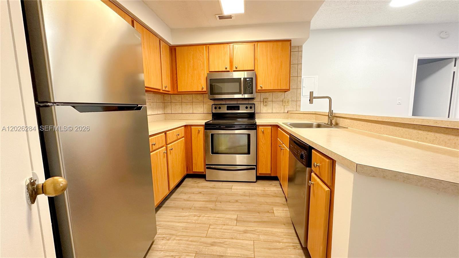 2445 SW 18th Ter # 107, Fort Lauderdale FL 33315 photo 5