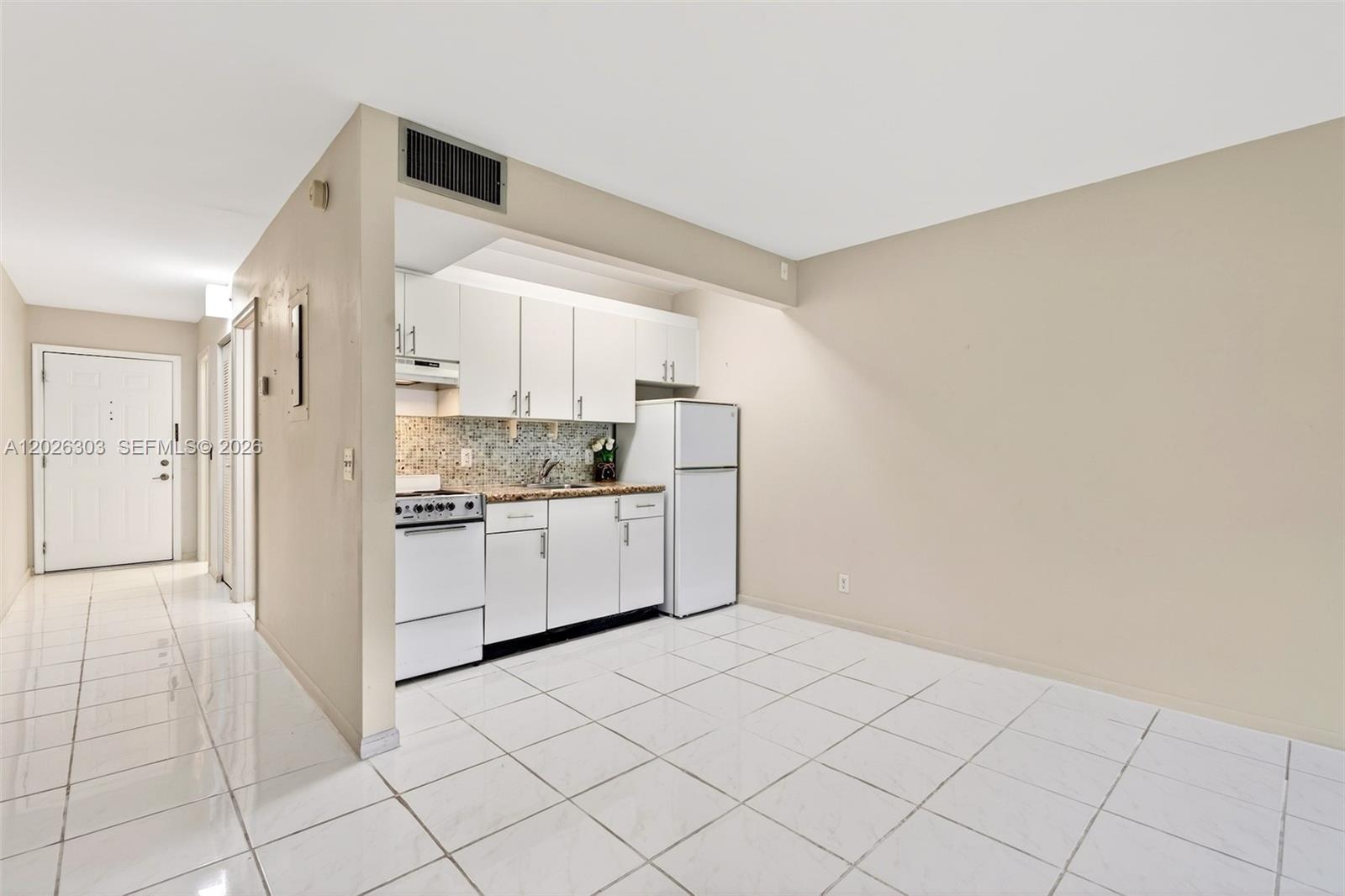 1400 SW 124th Ter # 111Q, Pembroke Pines FL 33027 photo 4
