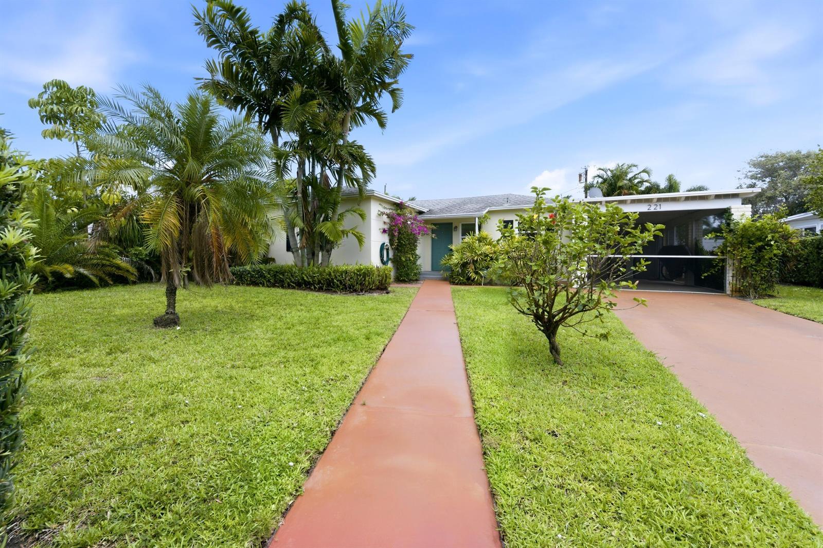 221 Princeton Drive, FL 33460