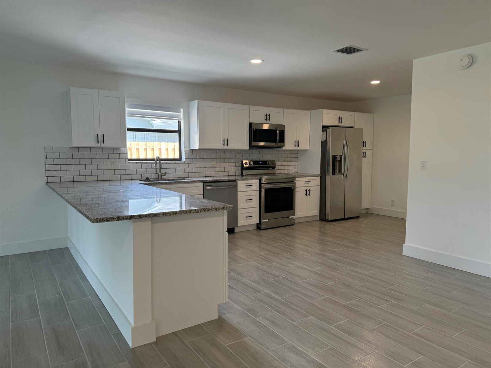158 Cordoba Circle, Royal Palm Beach FL 33411 photo 3