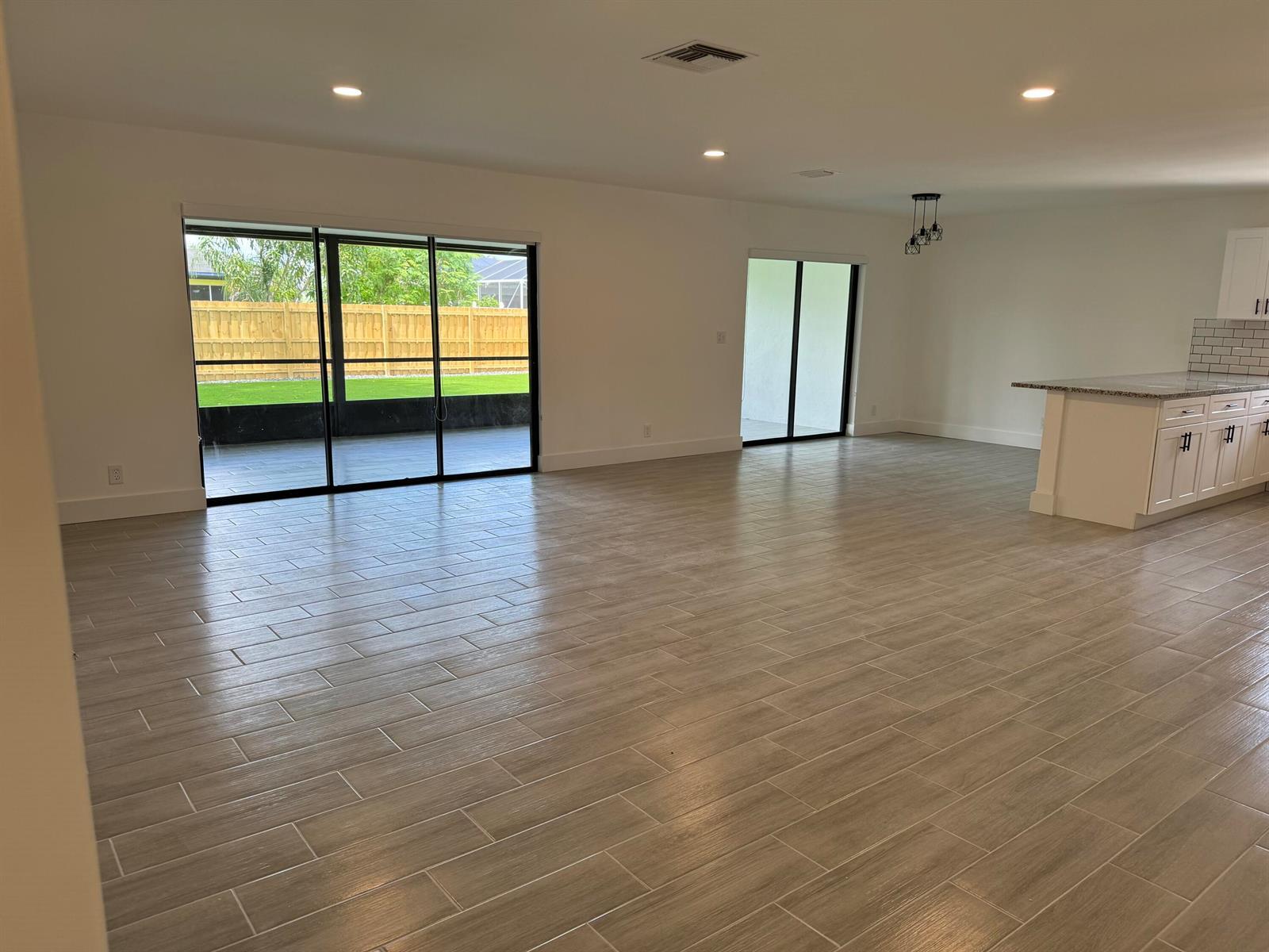158 Cordoba Circle, Royal Palm Beach FL 33411 photo 5