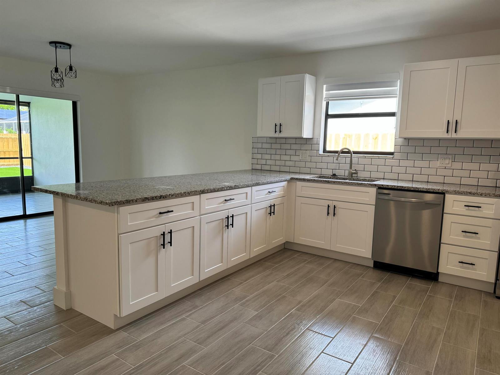 158 Cordoba Circle, Royal Palm Beach FL 33411 photo 4