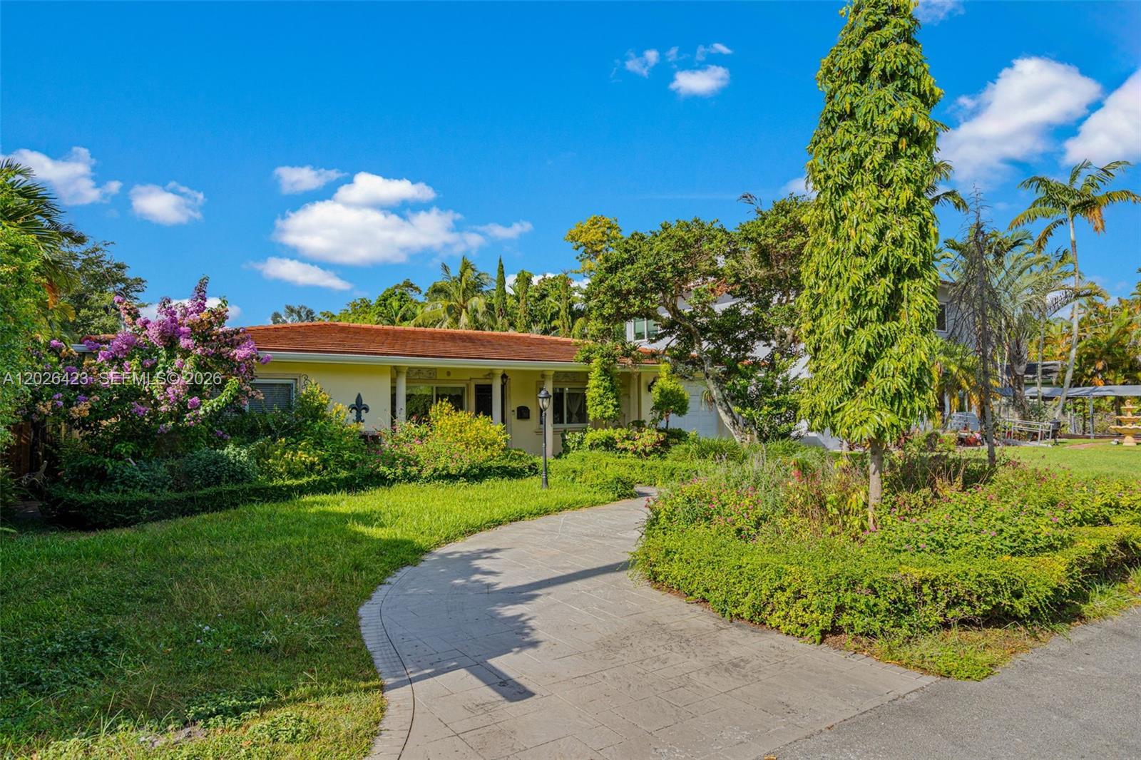 730 NE 116th St, Biscayne Park FL 33161 photo 2