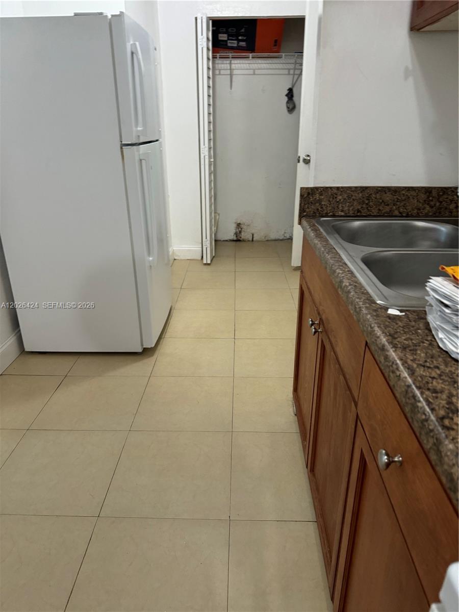 1180 NE 160th Ter # 3, North Miami Beach FL 33162 photo 4